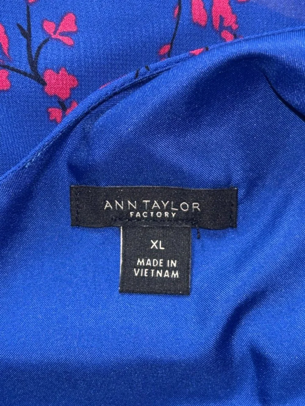 NWOT Ann Taylor Factory Royal Blue Red Floral Sleeveless Top XL - Picture 5 of 6
